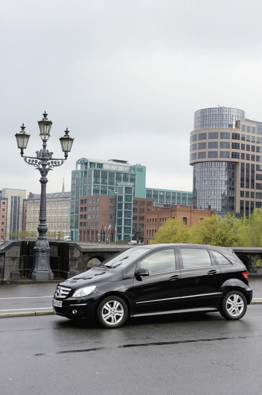  Mercedes-Benz B-Class 2009 года  (фото 23 из 86)